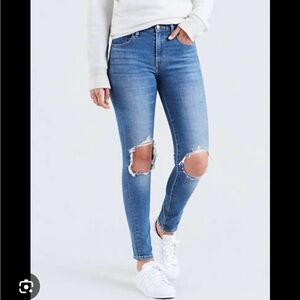 Levi’s high rise skinny jeans, size 27